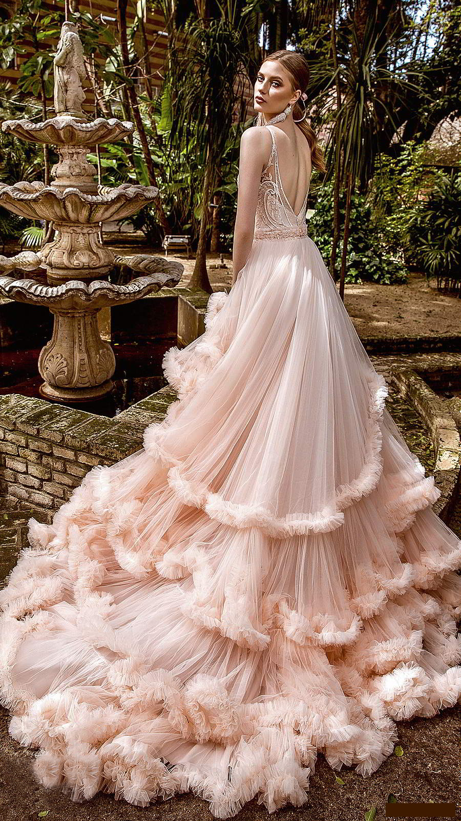 blush pink prom dresses v neck applique evening gowns tiered ruffles long formal party runway fashion dress