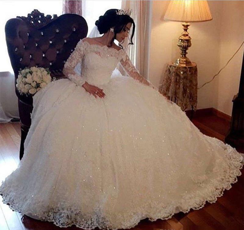 Ball Gown Wedding Dresses 2018 Vintage Long Sleeves Lace Appliques Sequins Puffy Arabic Dubai Dresses Formal Church Bridal Gowns Plus Size, Green
Ball Gown Wedding Dresses 2018 Vintage Long Sleeves Lace Appliques Sequins Puffy Arabic Dubai Dresses Formal Church Bridal Gowns Plus Size, Green