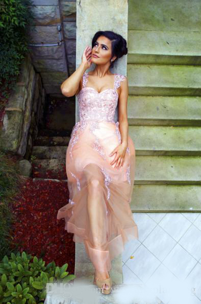 2020 Spaghetti Long Sheer Bridesmaid Dresses Tulle Applique Ruffles Luxury Maid Of Honor Gowns For Wedding Custom Made