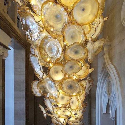 Foyer Luxury Golden Flower Chandelier Light LED Saving Light Source Murano Glass Plates Art Chandelier Lamps Arab Crystal Chandelier
Foyer Luxury Golden Flower Chandelier Light LED Saving Light Source Murano Glass Plates Art Chandelier Lamps Arab Crystal Chandelier