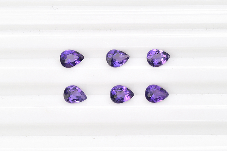 10pcs/lot Dark Purple 8x12-15x20mm Pear Brilliant Facet Cut 100% Authentic Natural Amethyst Crystal High Quality Gem Stones For Jewelry
10pcs/lot Dark Purple 8x12-15x20mm Pear Brilliant Facet Cut 100% Authentic Natural Amethyst Crystal High Quality Gem Stones For Jewelry
