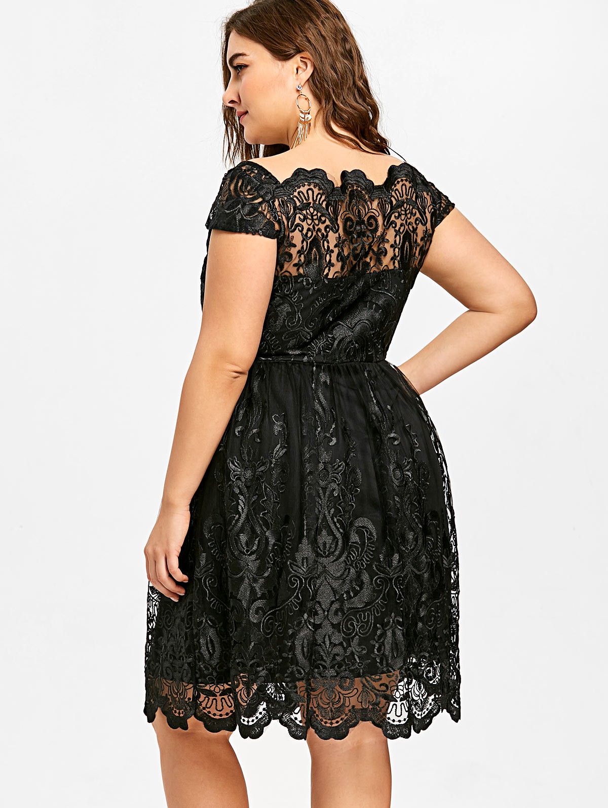 Lace Cheap Black Plus Size Prom Dresses A Line Bateau Neck Evening Gown Knee Length Cap Sleeves Formal Dress