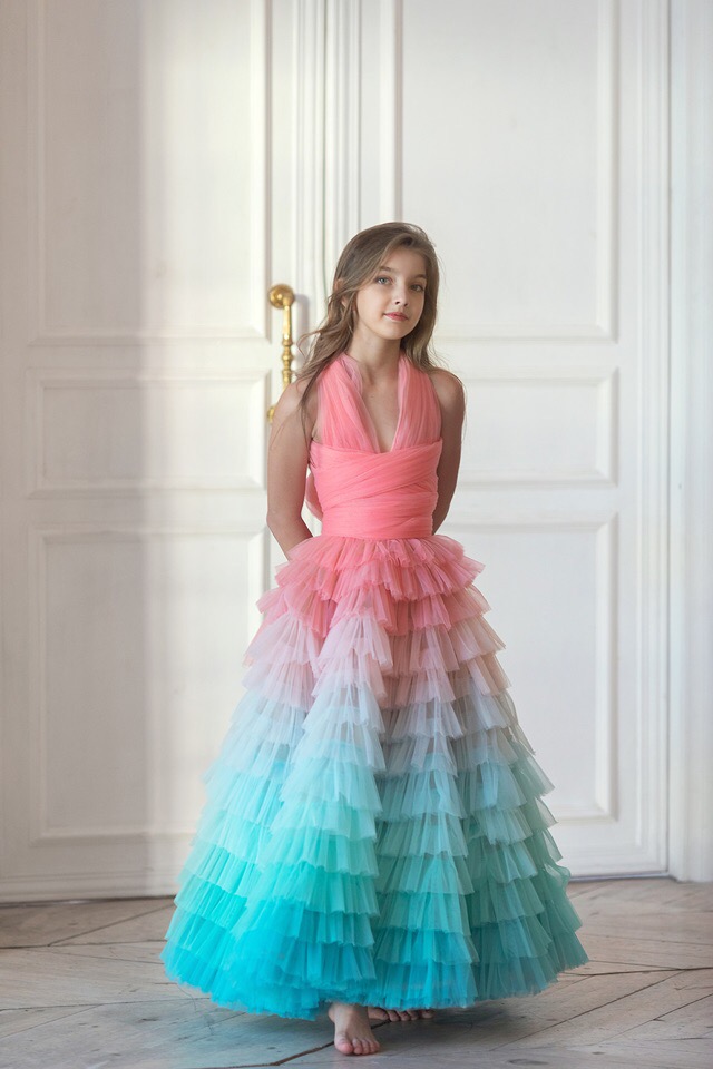 Colorful Flower Girl Dresses Tulle Tiered Skirts A Line Girls Pageant Dress Custom Made Halter Cute Kids Formal Gown