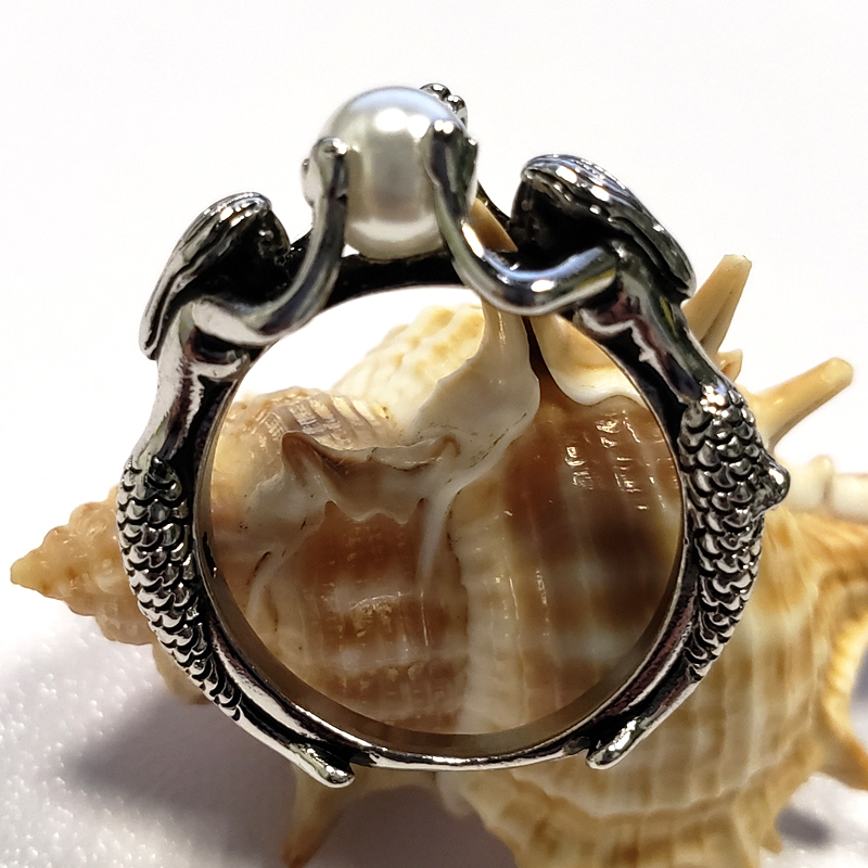 2019 New Creative Mermaid Simulation Pearl Ring for Women Novelty Unique Finger Rings Fashion Retro Party Jewelry Gifts anillos
2019 New Creative Mermaid Simulation Pearl Ring for Women Novelty Unique Finger Rings Fashion Retro Party Jewelry Gifts anillos
