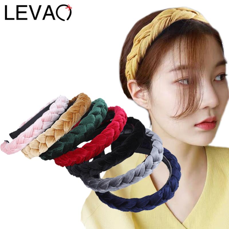 LEVAO Wide Braided Headbands Velvet Wide Plain Hairbands Women Turban Bezel Hair Accessories Girls New Hair Hoop Elegant Female
LEVAO Wide Braided Headbands Velvet Wide Plain Hairbands Women Turban Bezel Hair Accessories Girls New Hair Hoop Elegant Female