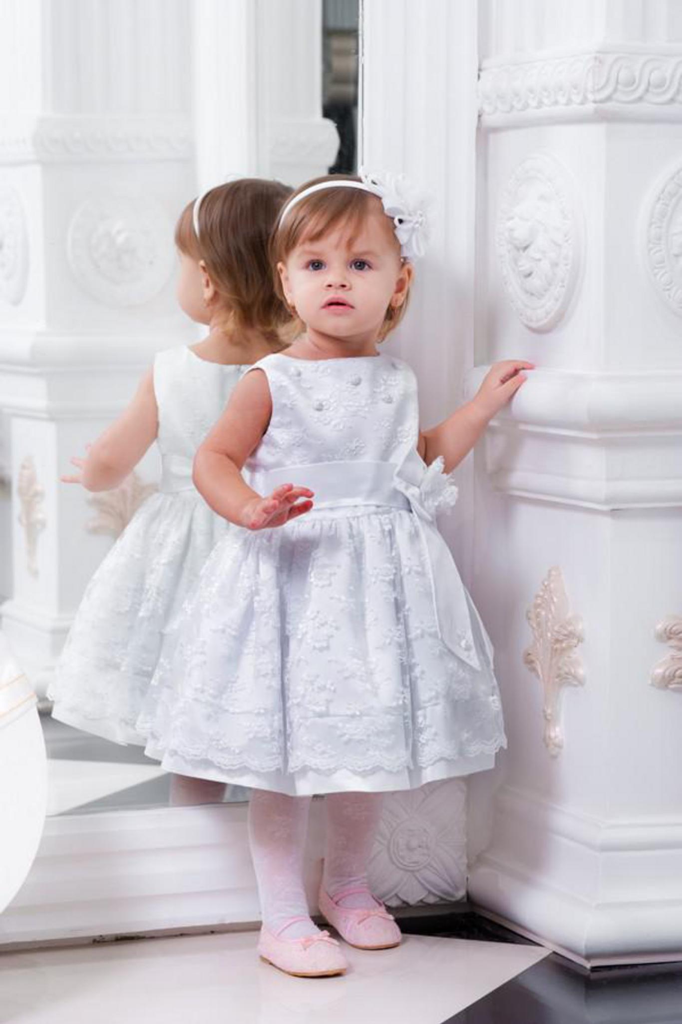 White Little Flower Girls Dresses Mini Short 3D Flower Appliques Jewel Neck Girl Pageant Gowns Kids Formal Ruffles Puffy Dress For Wedding
