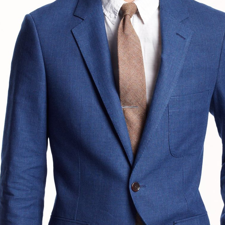 New Arrival Groomsmen Peaked Lapel Groom Tuxedos Blue Mens Classic Plaid Suits Wedding/Prom/Dinner Best Man Blazer