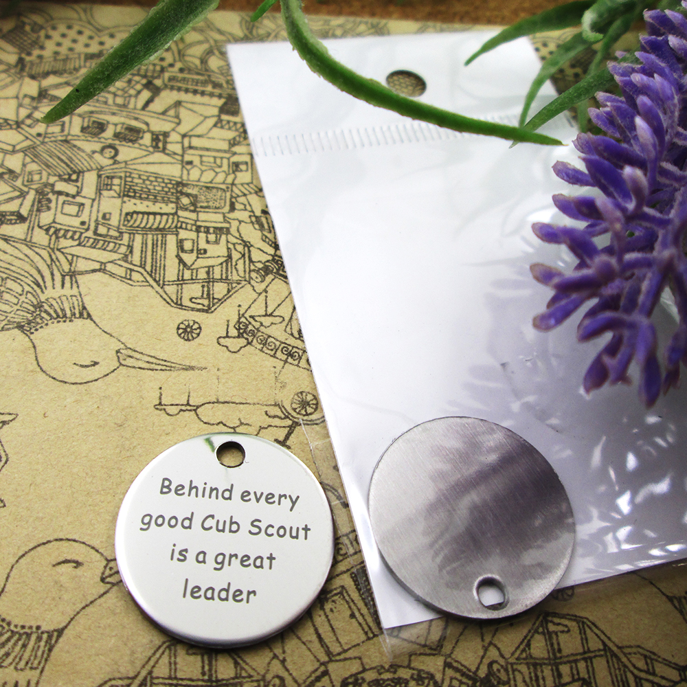 40pcs--"Behind every good Cub Scout is a great leader"stainless steel charms more style for choosing DIY Charms pendants for necklace
40pcs--"Behind every good Cub Scout is a great leader"stainless steel charms more style for choosing DIY Charms pendants for necklace