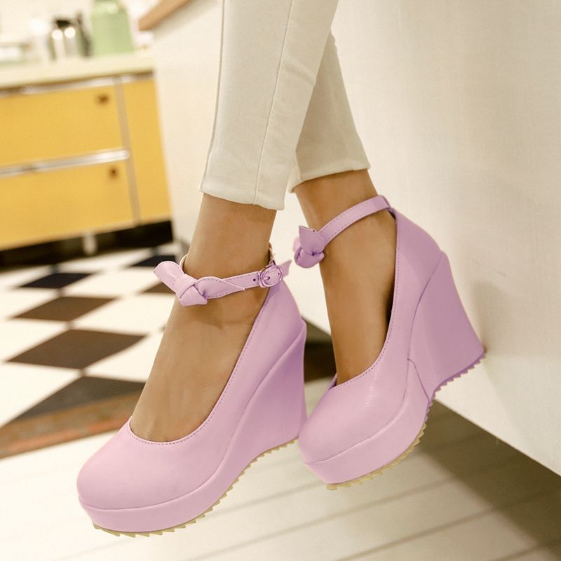 AGODOR New Fashion Women Wedges Pumps Ankle Strap Platform High Heel Shoes Ladies Pumps Bow Tie Casual Party Shoes Size 34-43, Black
AGODOR New Fashion Women Wedges Pumps Ankle Strap Platform High Heel Shoes Ladies Pumps Bow Tie Casual Party Shoes Size 34-43, Black