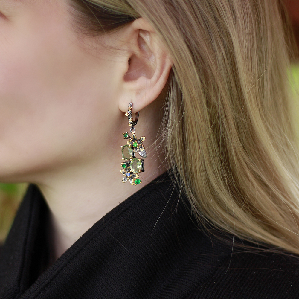 Fashion-Beautiful Dangle Earrings Light Oval Green Cubic Zirconia Stones Flower Leaf Jewellery Black Gold color Jewelry Drop earring