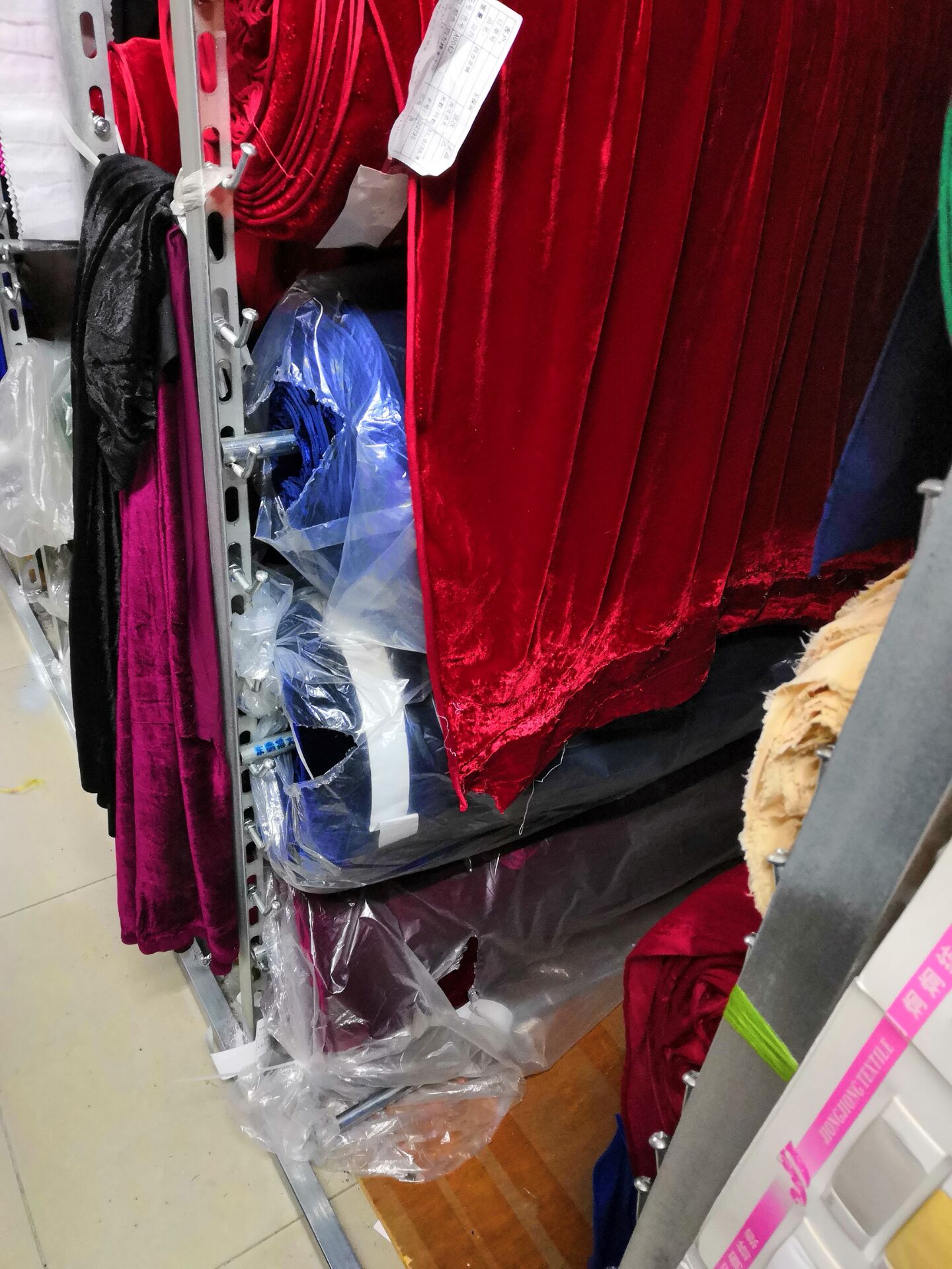 Spring 2019 New Pattern Bridesmaid Gown Strappy Fit and Flare Sweep Train Dark Green Elastic Velour Formal Wedding Bridesmaid Dresses