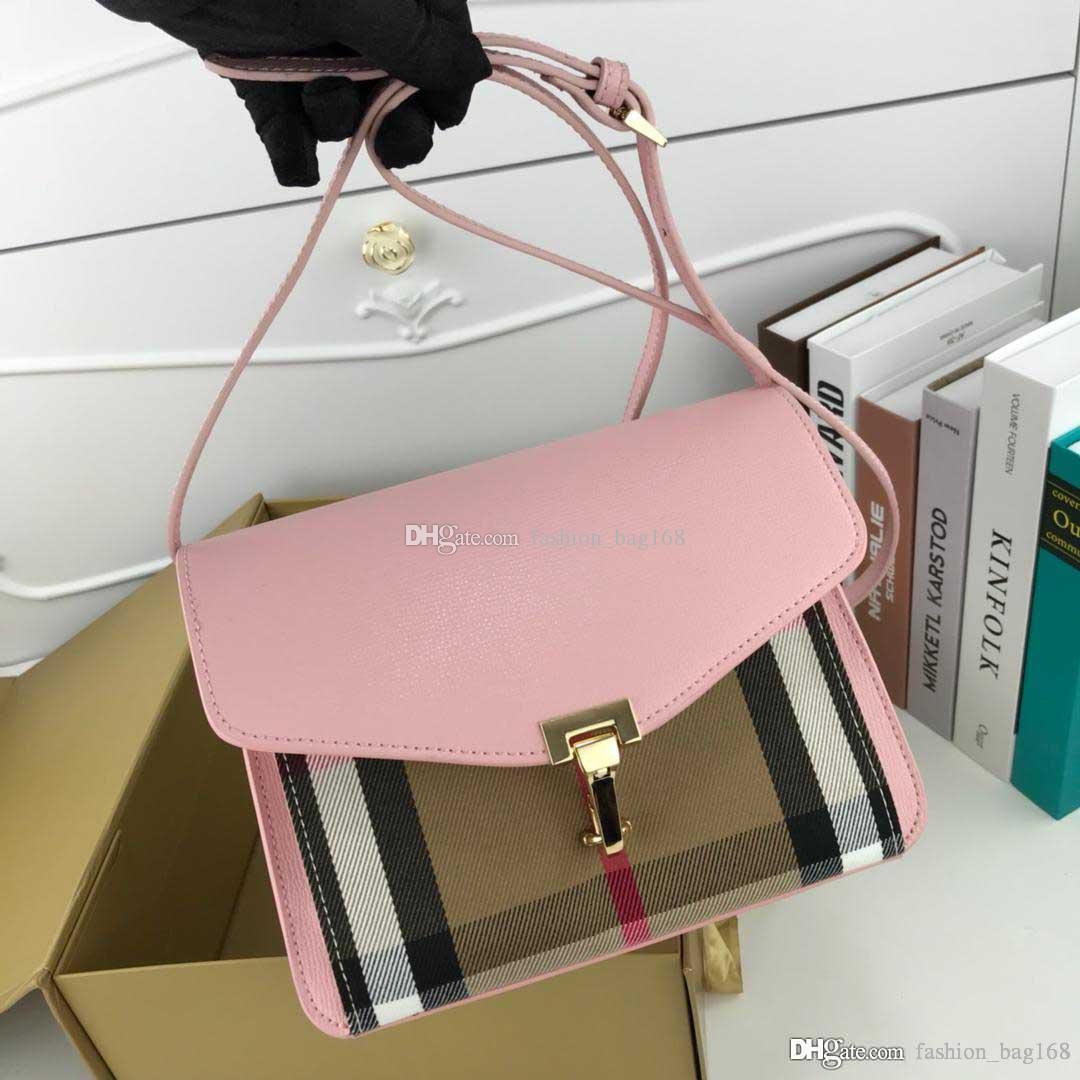 New Hot Fashion Designer Women Flap Handbags Single Strap Shoulder bags Two-tone Mini Crossbody handbags Good Quality Handbags purse clutch, Black
New Hot Fashion Designer Women Flap Handbags Single Strap Shoulder bags Two-tone Mini Crossbody handbags Good Quality Handbags purse clutch, Black