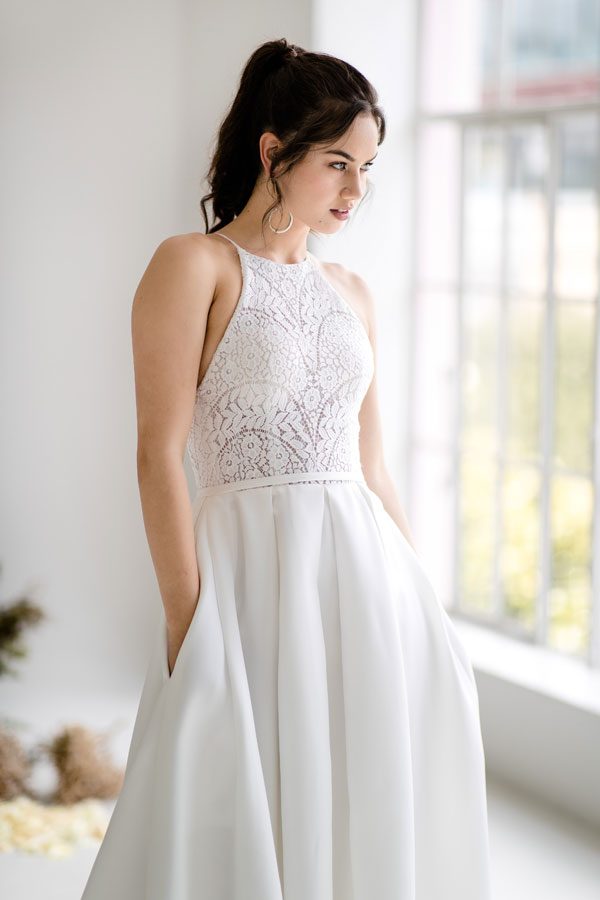 lihi hod satin beach wedding dresses with pockets lace appliqued boho bridal gowns country plus size vintage cheap wedding dress
