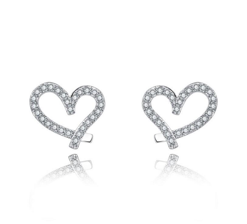 Newest Designer Love Heart Earrings with Crystal 18K Gold Plated Earings Shining Diamond Earrings for Women White Zircon Earrings, Golden;silver
Newest Designer Love Heart Earrings with Crystal 18K Gold Plated Earings Shining Diamond Earrings for Women White Zircon Earrings, Golden;silver