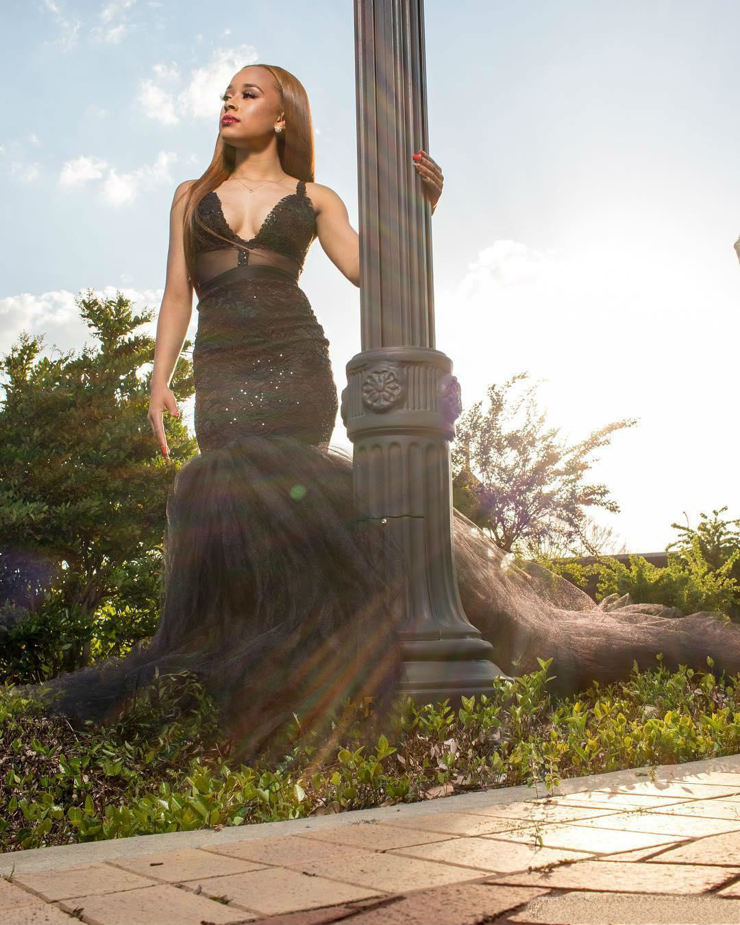 Sexy Black Mermaid Prom Dresses 2019 Spaghetti Straps Lace Applique Sequins Black Girls Evening Dress Homecoming Formal Party Dresses