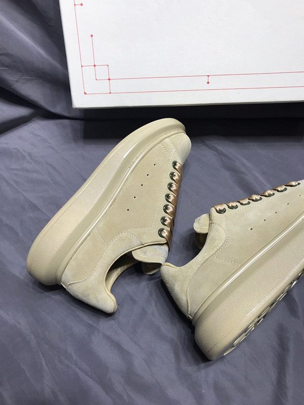 2021 Cloudbust Thunder sneakers Men woman platform Shoes 3D runner Trainer knit fabric Low Top Light Rubber Outdoor Shoe, 03
2021 Cloudbust Thunder sneakers Men woman platform Shoes 3D runner Trainer knit fabric Low Top Light Rubber Outdoor Shoe, 03