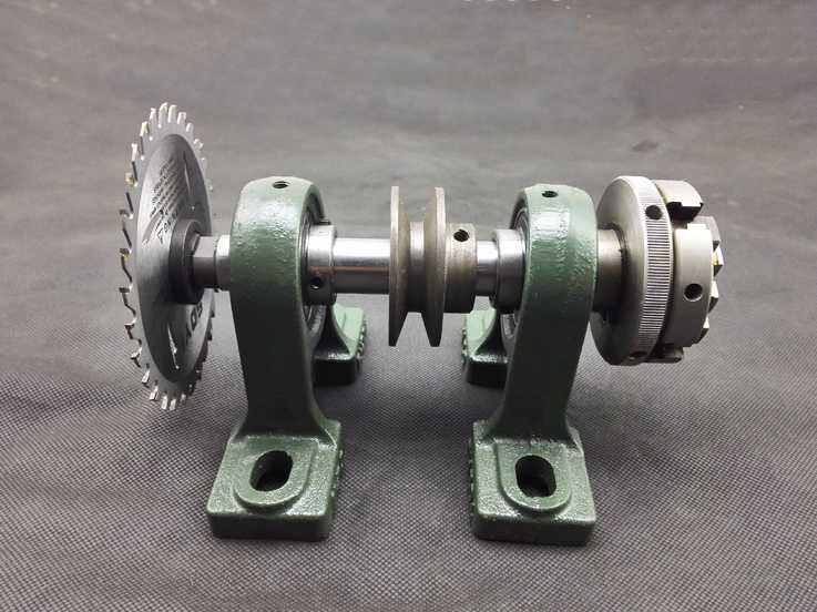 50/65 three-jaw, four-jaw chuck unpowered round wood bead machine spindle, heightened, spherical instrument thimble lathe, diy
50/65 three-jaw, four-jaw chuck unpowered round wood bead machine spindle, heightened, spherical instrument thimble lathe, diy