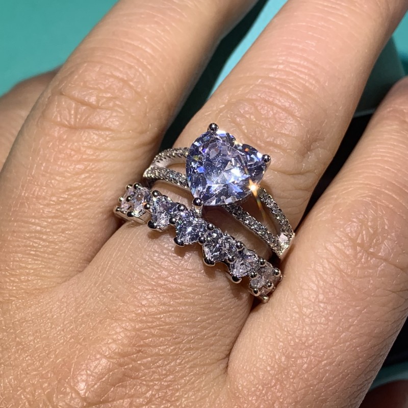 2PCS Couple Rings Luxury Jewelry 925 Sterling Silver Pear Cut White Topaz CZ Diamond Gemstones Women Wedding Bridal Ring Set For Lover Gift