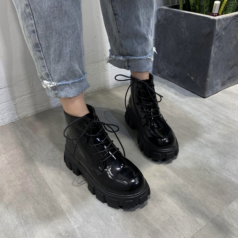 2020 New Women Winter Boots shoes Woman Lace Up Gothic Black Platform Ladies Leather Ankle Boots Women Shoes Fashion Botas
2020 New Women Winter Boots shoes Woman Lace Up Gothic Black Platform Ladies Leather Ankle Boots Women Shoes Fashion Botas