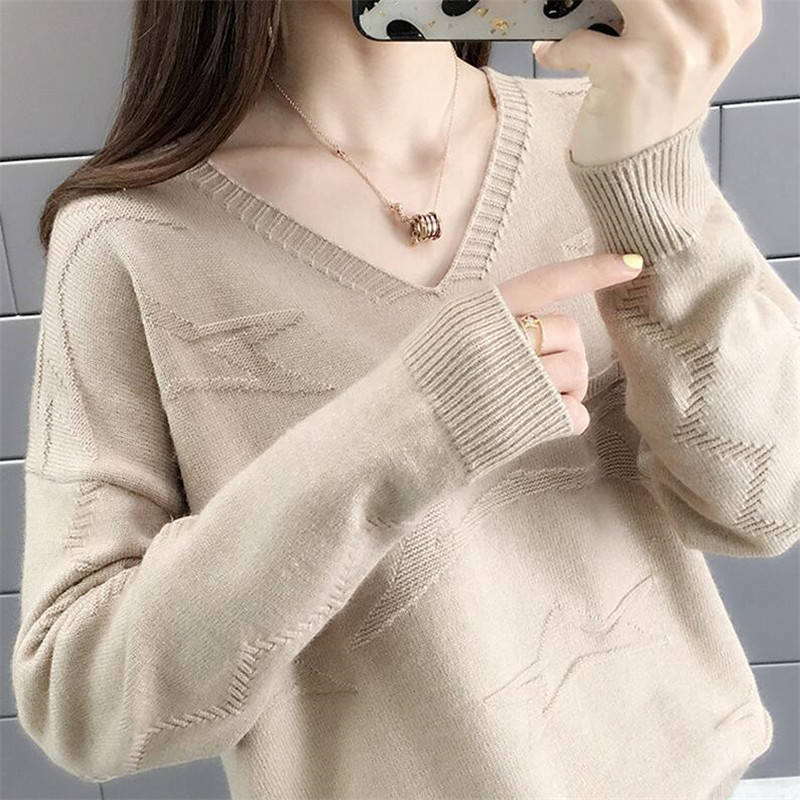 Low-neck sweater women loose 2019 new early autumn thin solid color long-sleeved knit bottoming shirt women's wild shirt, Beige
Low-neck sweater women loose 2019 new early autumn thin solid color long-sleeved knit bottoming shirt women's wild shirt, Beige