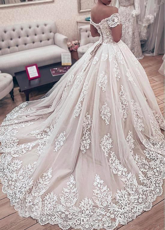 2020 Lace Ball Gown Wedding Dresses Off Shoulder Sweep Train Bridal Gowns With Lace Applique Wedding Party Gowns