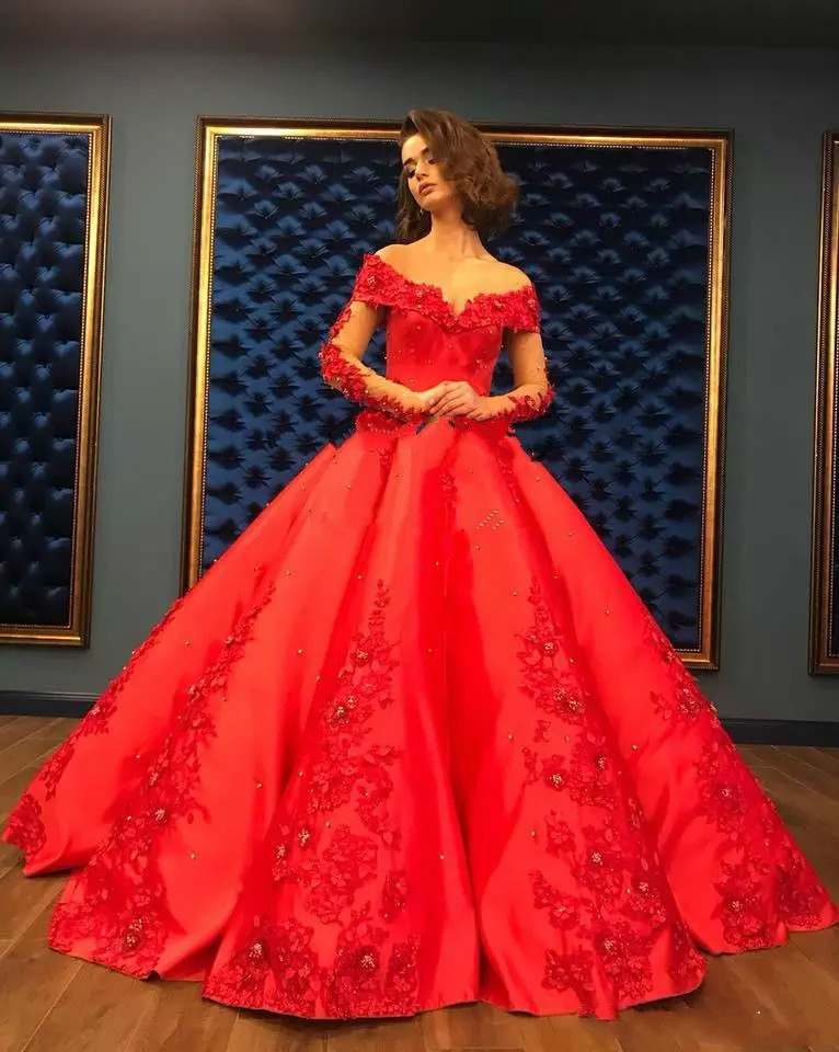 Red Prom Dresses Lace Floral Appliques Beaded Off The Shoulder A Line Ball Gown Long Sleeve Evening Dress Formal Party Gowns Plus Size
