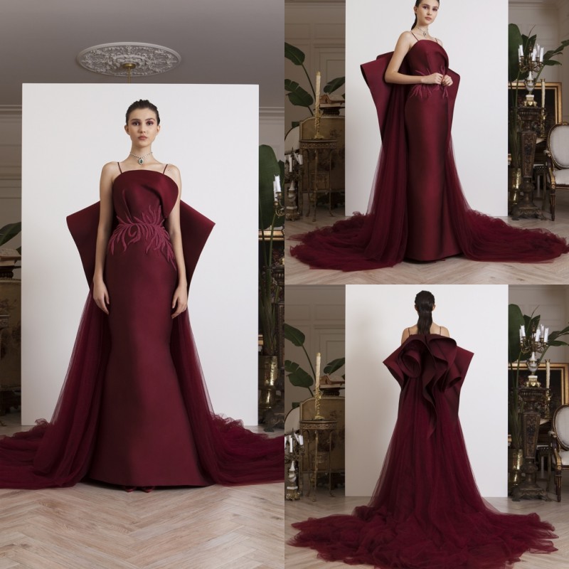 Azzi Osta 2019 Burgundy Evening Dress Spaghetti Strap Lace Appliqued Prom Gowns Back Designer Formal Dress