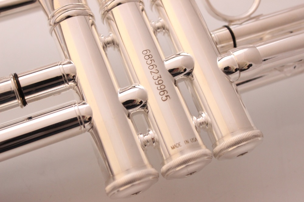 Bach Stradivarius Professional Bb Trumpet TR190S37 Silver Plated Instrumentos Musicales Mouthpiece
