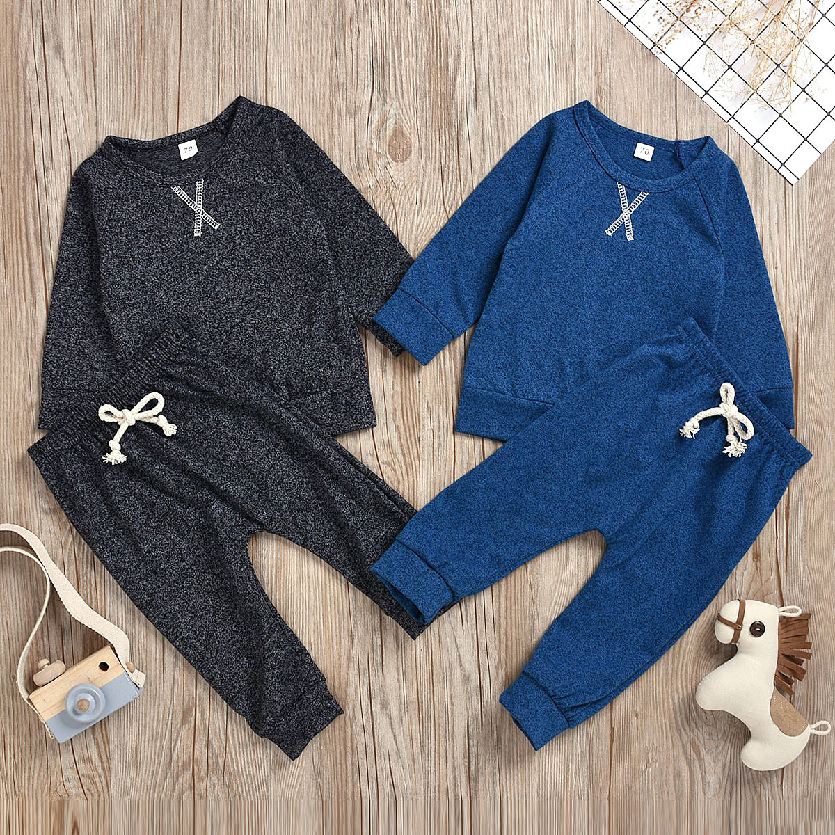 Retail boys girls long sleeve ribbon cotton bottom tracksuit 2pcs sport suits set(tshirt+pant)kids luxury designer outfits baby tracksuits, Gray
Retail boys girls long sleeve ribbon cotton bottom tracksuit 2pcs sport suits set(tshirt+pant)kids luxury designer outfits baby tracksuits, Gray