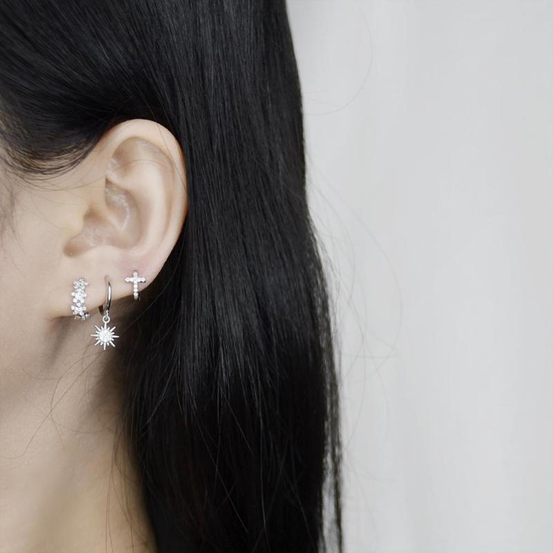 Hoop & Huggie 925 Sterling Silver Earring Fashion Cute Zircon Sun Flower Short Pendant Drop Ear Bone Wild Trend Girl Woman Jewelr
Hoop & Huggie 925 Sterling Silver Earring Fashion Cute Zircon Sun Flower Short Pendant Drop Ear Bone Wild Trend Girl Woman Jewelr