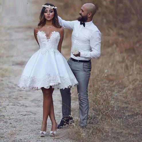 Sweetheart Lace Satin Above Knee Length Bridal Gowns Custom Sexy Short Beach Country A-Line Wedding Dresses Bridal Dresses Cheap