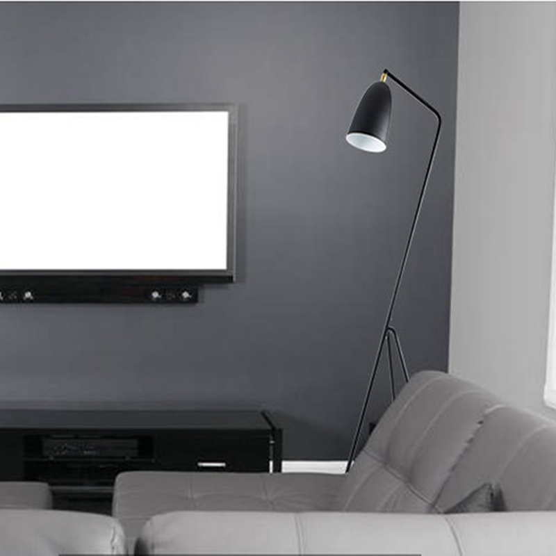 Modern Minimalist Industrial Floor Lamp Standing Lamps for Living room Reading Lighting Loft Iron Triangle Floor Lamp LED e27