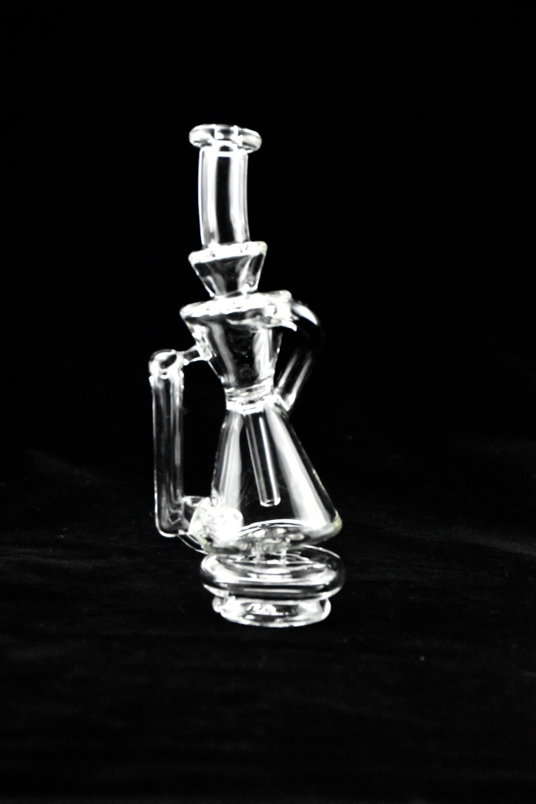 Glass hookah carta or peak two kind recycler transparent electric base drill tower smoking accessories, factory direct price concessions
Glass hookah carta or peak two kind recycler transparent electric base drill tower smoking accessories, factory direct price concessions