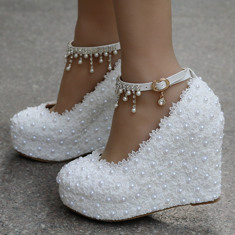 Pink Blue White Lace Wedding Shoes with Beading Buckle Straps Wedge Heel Fashion Women Pumps 4 Inches High Heel Bridesmaid Shoes