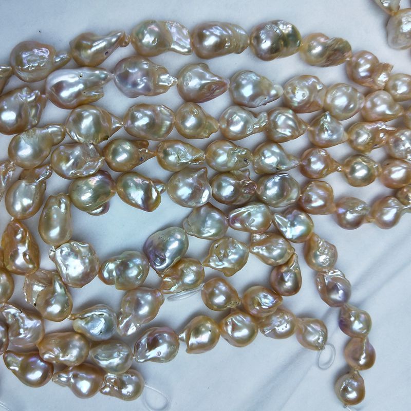 Good Luster pink color Large Baroque Flameball Pearls Wholesale natural cultured pearls, White
Good Luster pink color Large Baroque Flameball Pearls Wholesale natural cultured pearls, White