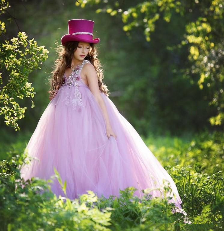 Lavendar Puffy Flower Girls Dresses For Wedding V Neck Lace Beads Backless Princess Kids Pageant Gowns Evening Party Formal Dress
