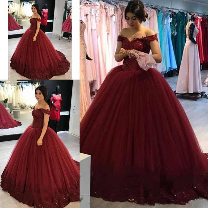 2018 Quinceanera Ball Gown Dresses Off Shoulder Burgundy Lace Appliques Beads 16 Arabic Dress Puffy Tulle Plus Size Party Prom Evening Gowns