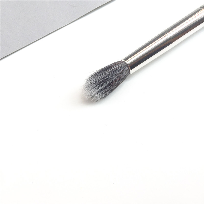 Duo Fibre Tapered Blending Brush 286 - Very-Soft Bristle Eyeshadow blending Highlighting Brush - Beauty Makeup Blender Tools