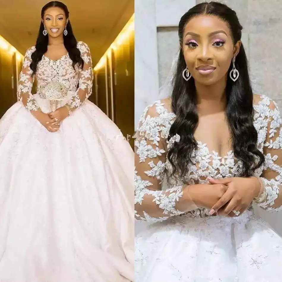 Sexy Lace Sheer Long Sleeve Ball Gown Wedding Dresses Plus Size 2020 Vintage Black Girls Formal Empire Waist Wedding Gowns Dresses, Customize
Sexy Lace Sheer Long Sleeve Ball Gown Wedding Dresses Plus Size 2020 Vintage Black Girls Formal Empire Waist Wedding Gowns Dresses, Customize