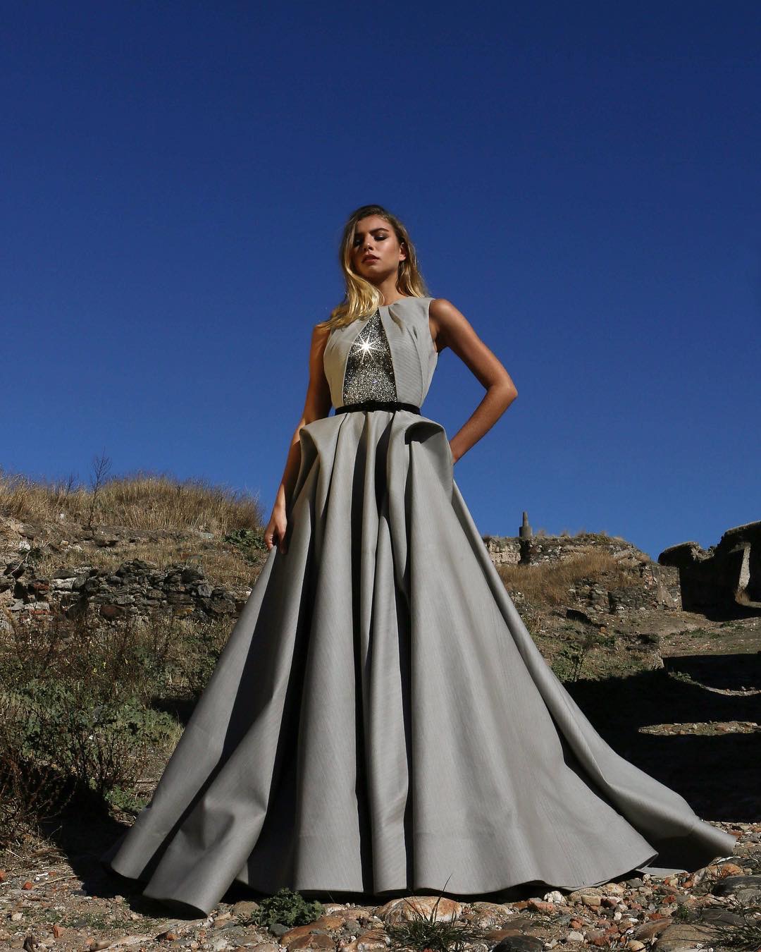 2020 Real Image Grey Prom Dresses Jewel Neck A Line Ruffles Satin Evening Gowns Custom Made Sweep Train Formal Dress Party Wear
