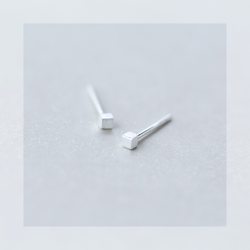 MloveAcc 925 Sterling Sliver Tiny Cube Stud Earrings Women Dainty Square Small Stud Earrings Cute Mini Minimalist Girls