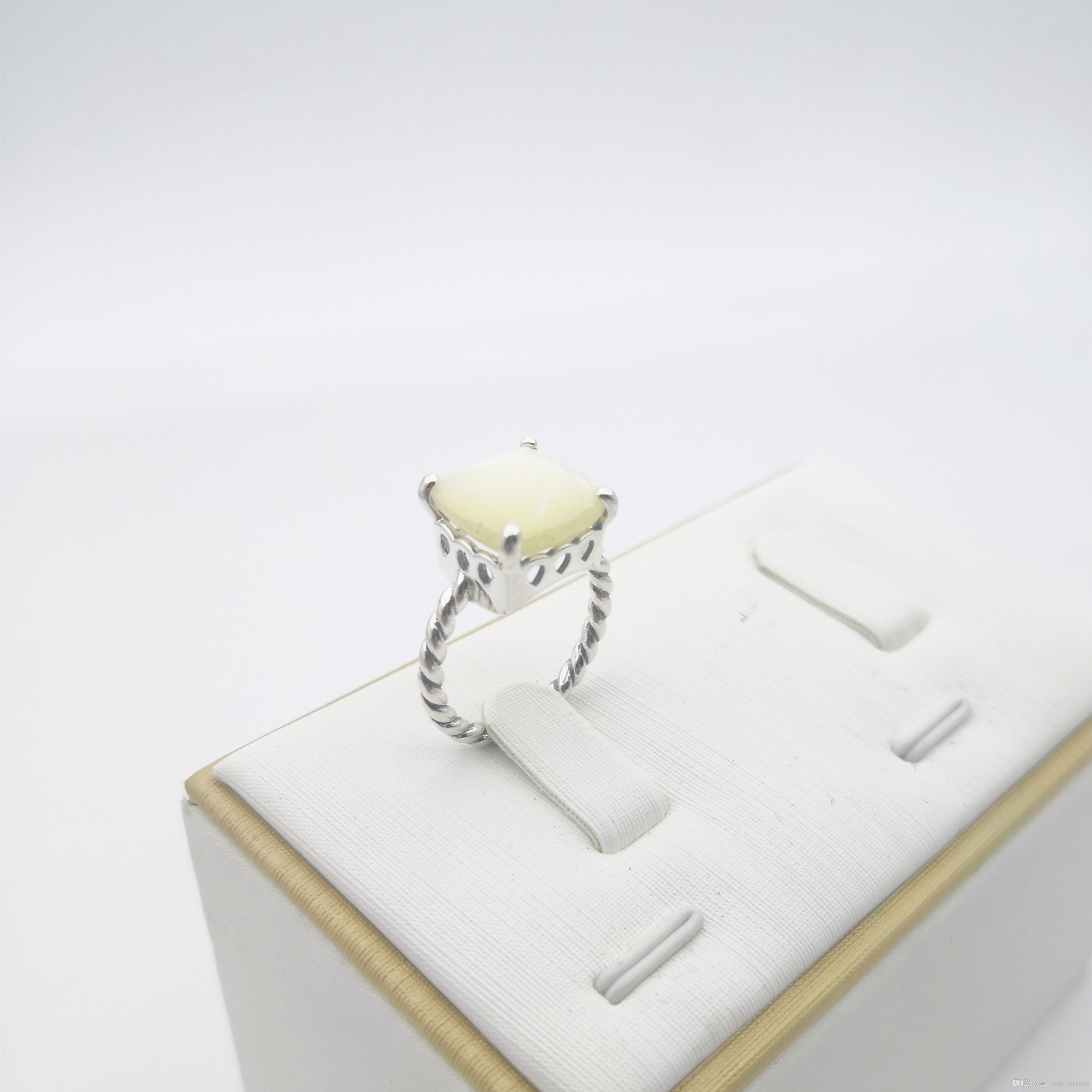 Mrs Sterling silver blackened Thai silver twist shape ring set with white square shell ring couples jewelry festival fashion and personality
Mrs Sterling silver blackened Thai silver twist shape ring set with white square shell ring couples jewelry festival fashion and personality