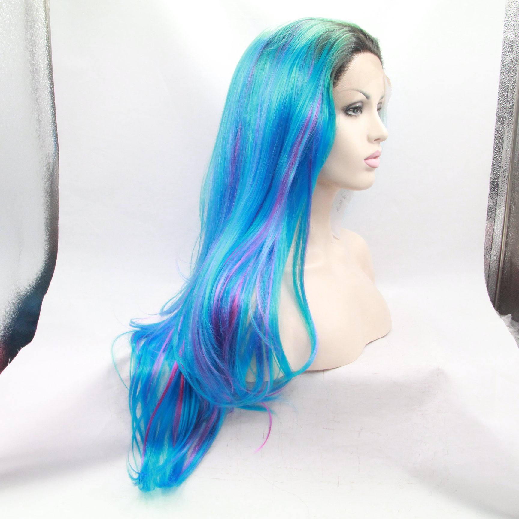 Hotselling long natural wave synthetic lace front heat resistant ombre pink to blue glueless natural hairline wig for women