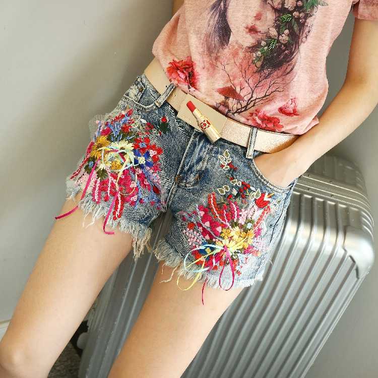 QA1202 Pantalon corto mujer new arrival brand quality embroidery sequin denim shorts women summer jeans
QA1202 Pantalon corto mujer new arrival brand quality embroidery sequin denim shorts women summer jeans