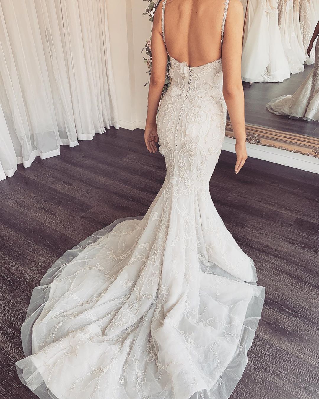 2020 Overskirt Wedding Dresses Sweep Train Lace 3D Floral Appliqued Beads Mermaid Wedding Dress Custom Made Bridal Gowns Robes De Mariée