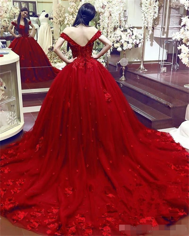 2020 Newest Burgundy Quinceanera Dresses Tulle 3D Floral Applique Beaded Lace Sequins Straps Sweetheart Neckline Sweet 16 Ball Gown