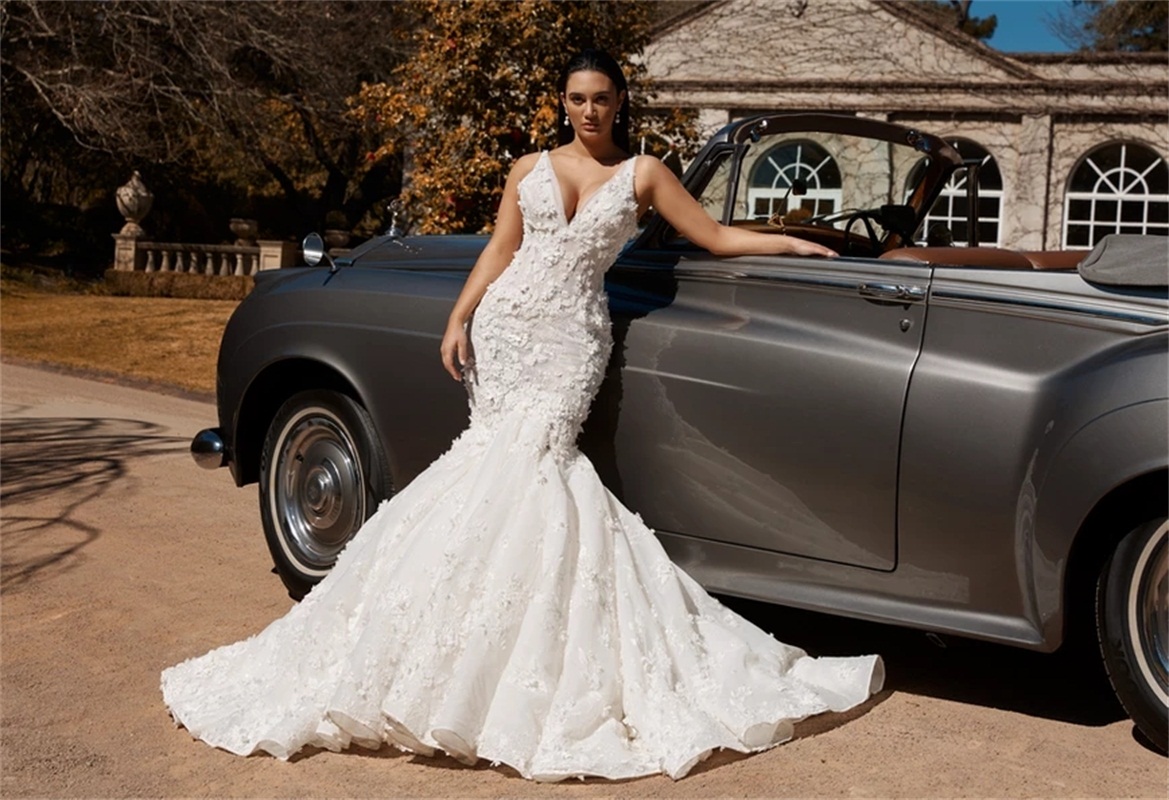 Berta 2020 Arabic Mermaid Wedding Dresses V Neck Backless Lace Appliqued Beaded Bridal Gowns Robe De Mariée