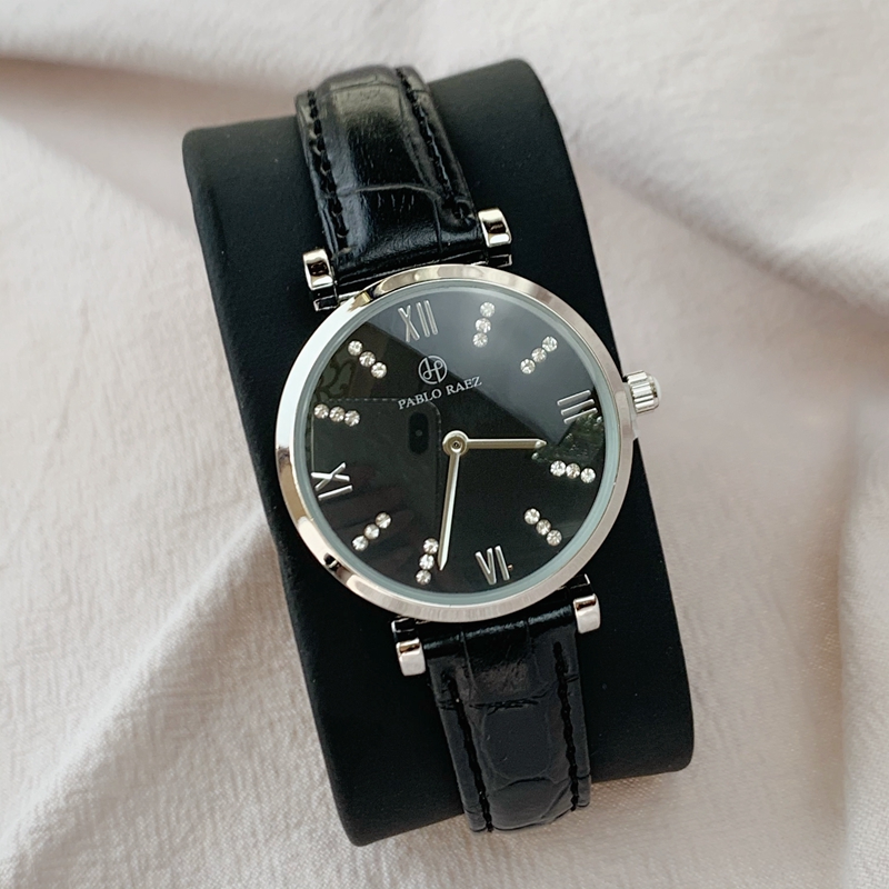 2020 New model Fashion lady watches women watch silver case black leather band luxury Wristwatches female clock dropshipping girl gift watch, Black dial
2020 New model Fashion lady watches women watch silver case black leather band luxury Wristwatches female clock dropshipping girl gift watch, Black dial