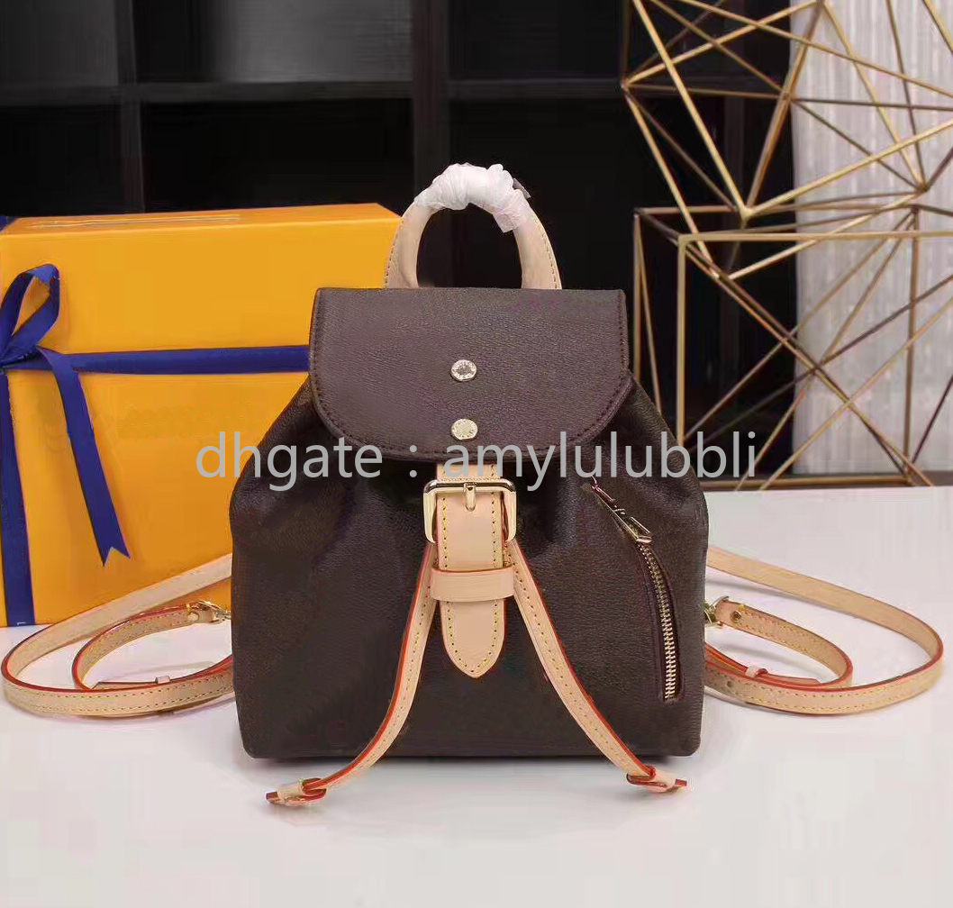 Wholesale orignal Genuine leather fashion back pack shoulder bag handbag presbyopic mini package messenger bag mobile phonen purse 44026
Wholesale orignal Genuine leather fashion back pack shoulder bag handbag presbyopic mini package messenger bag mobile phonen purse 44026