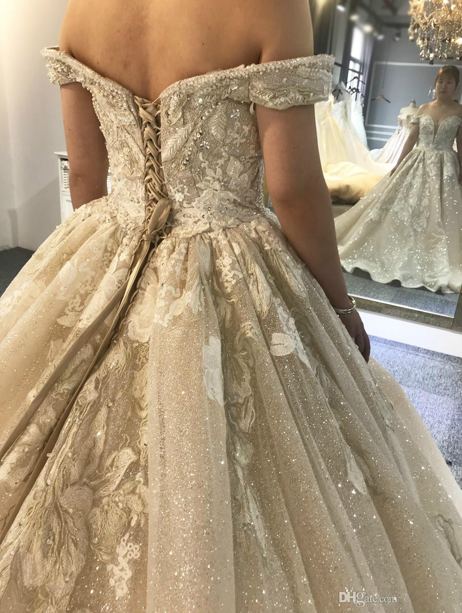 Ball Dresses Off The Shoulder Crystal Beaded Lace Sweep Train Bridal Gowns Custom Made Wedding Gown